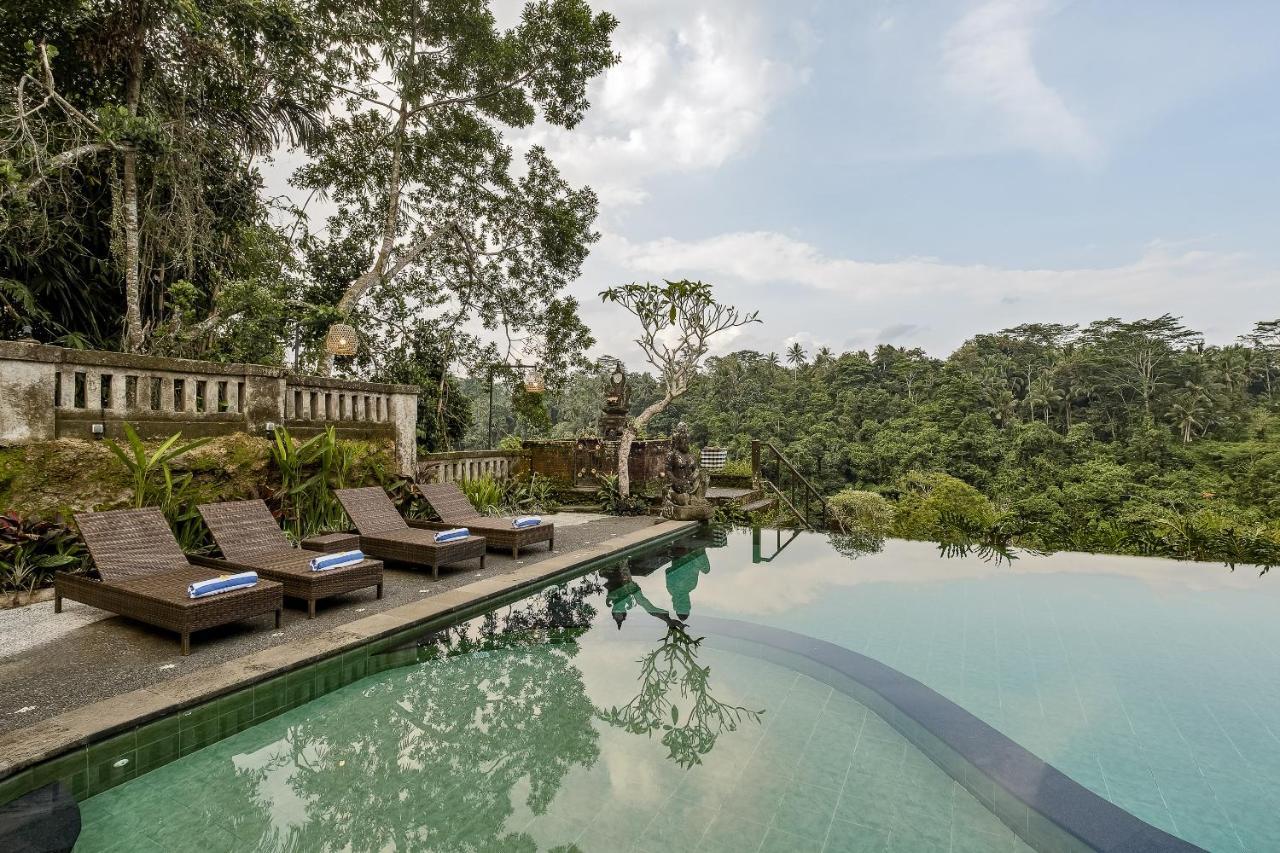 Teja Lokha Ubud Villa ภายนอก รูปภาพ