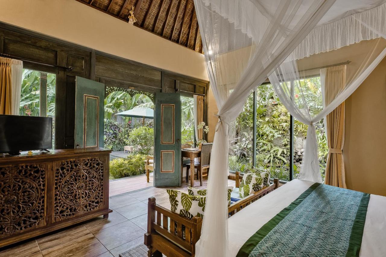 Teja Lokha Ubud Villa ภายนอก รูปภาพ
