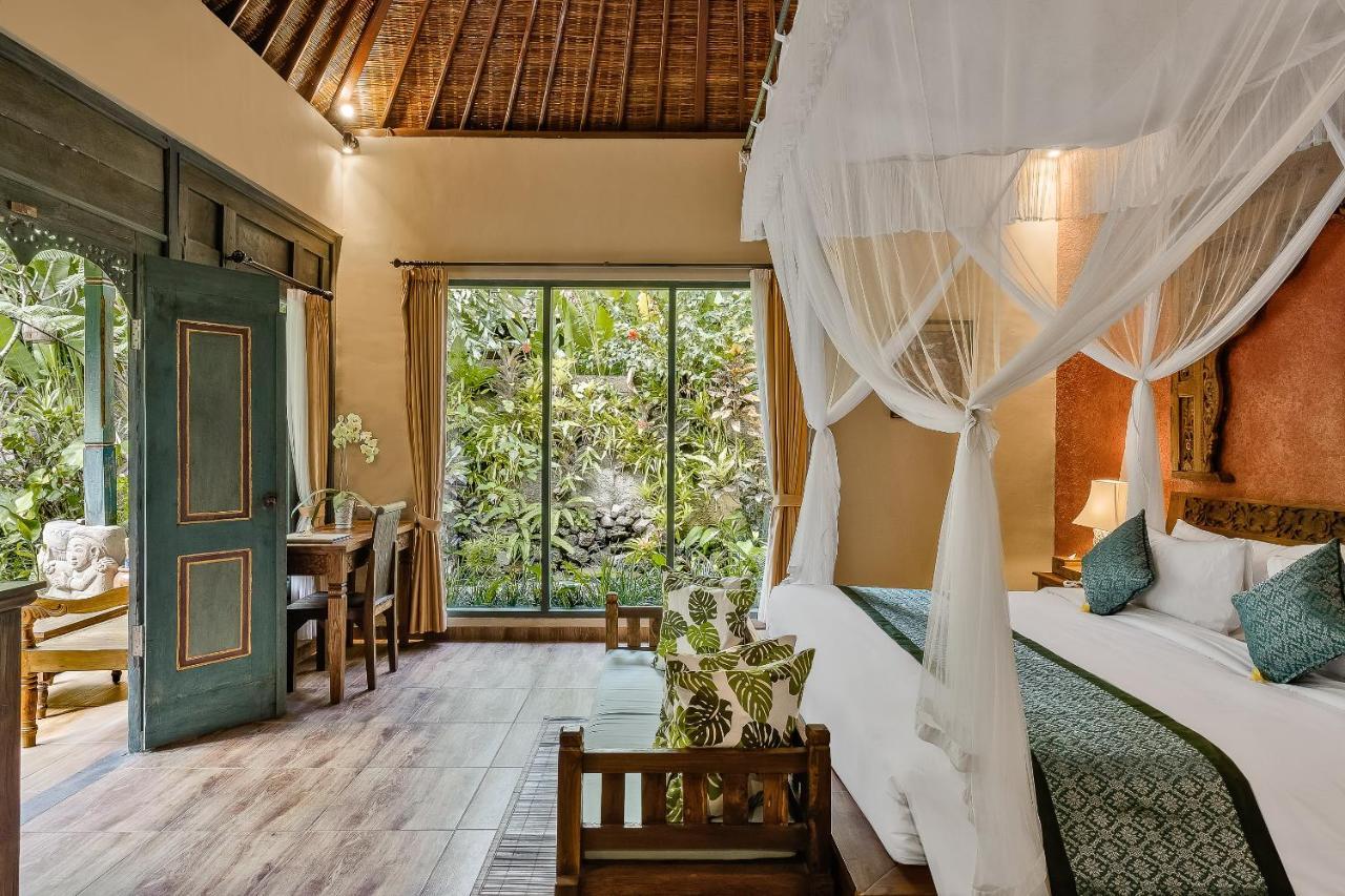 Teja Lokha Ubud Villa ภายนอก รูปภาพ