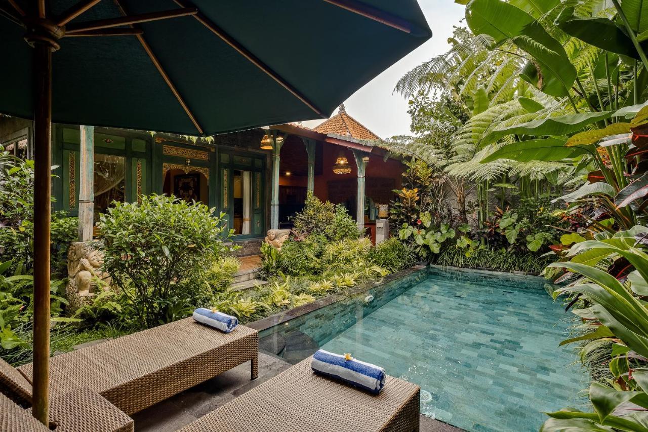 Teja Lokha Ubud Villa ภายนอก รูปภาพ