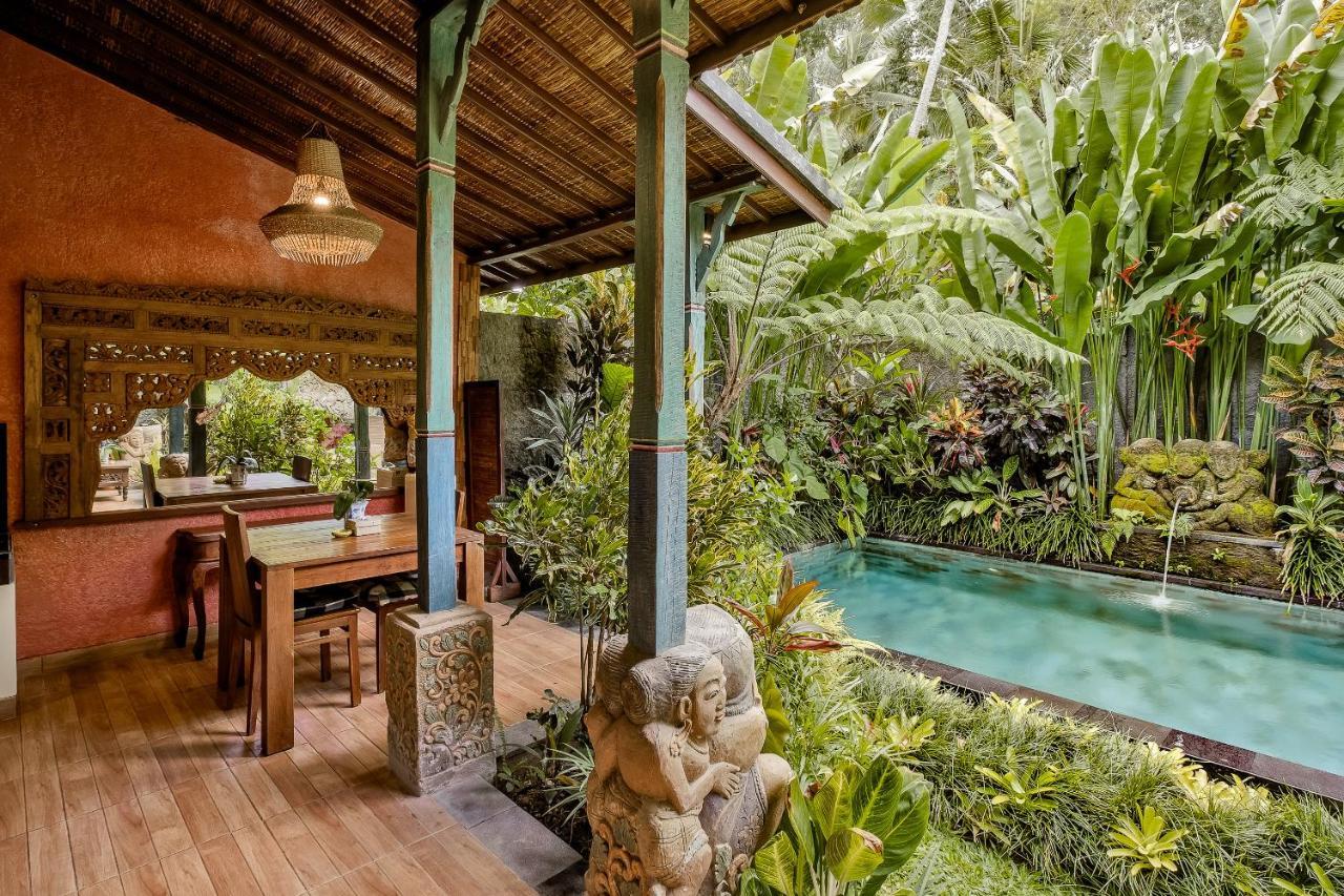 Teja Lokha Ubud Villa ภายนอก รูปภาพ