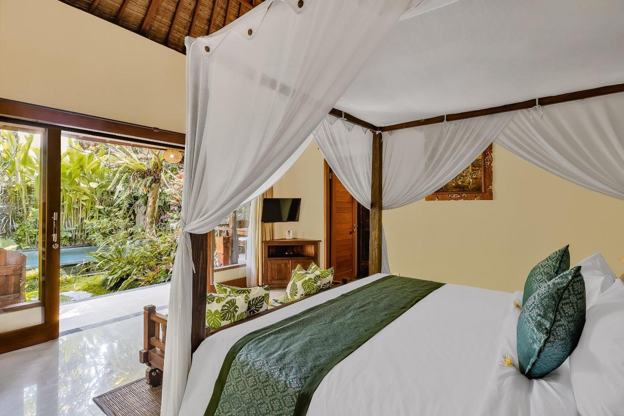 Teja Lokha Ubud Villa ภายนอก รูปภาพ